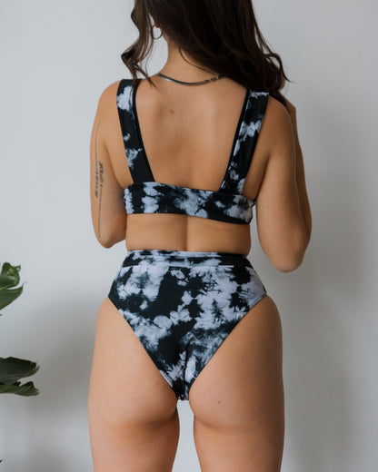 Black & White Tie Dye Reversible Black Bottom
